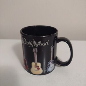 Dollywood Dolly Parton guitar 16 oz. Coffee mug good condition